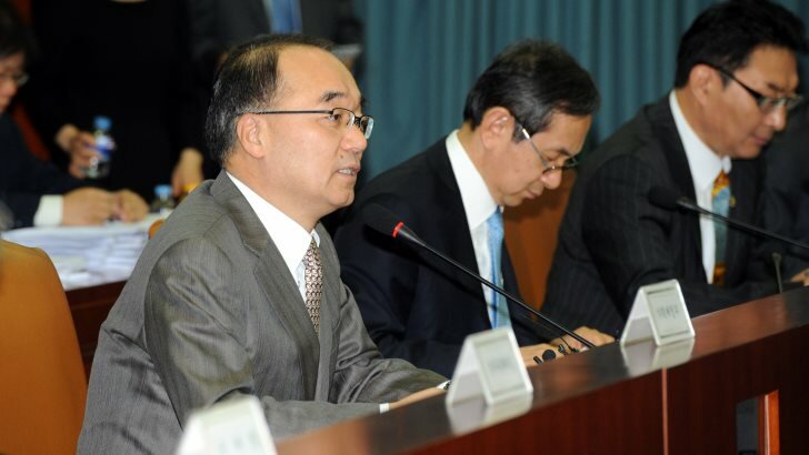 Министерство финансов считает, что экономика Южной Кореи по-прежнему нестабильна